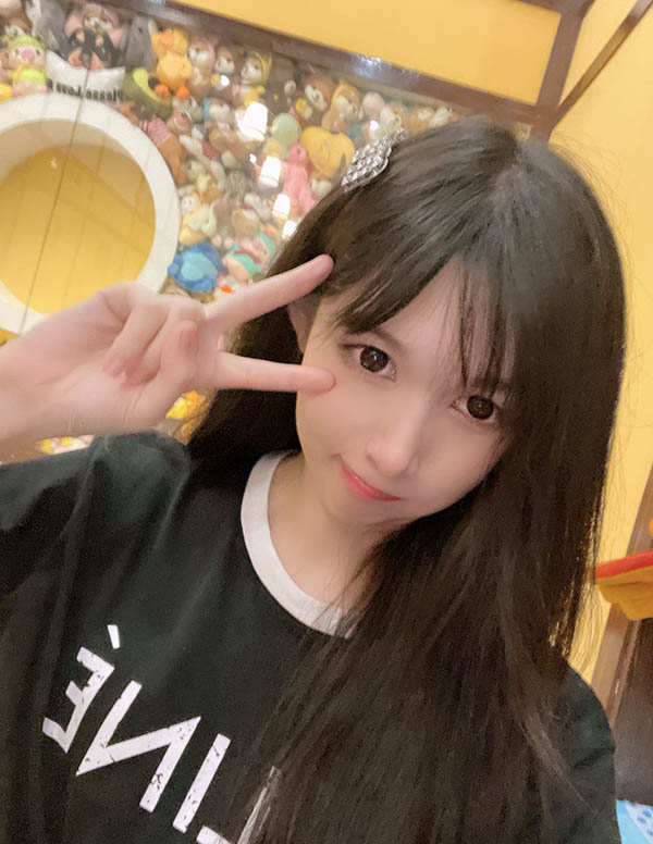 巴黎外围女大学生